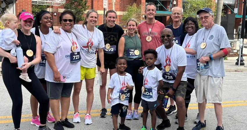 Bedell team and families at the 2023 Great Fire Run